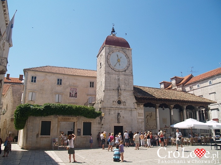 Loggia miejska oraz wieża zegarowa w Trogirze