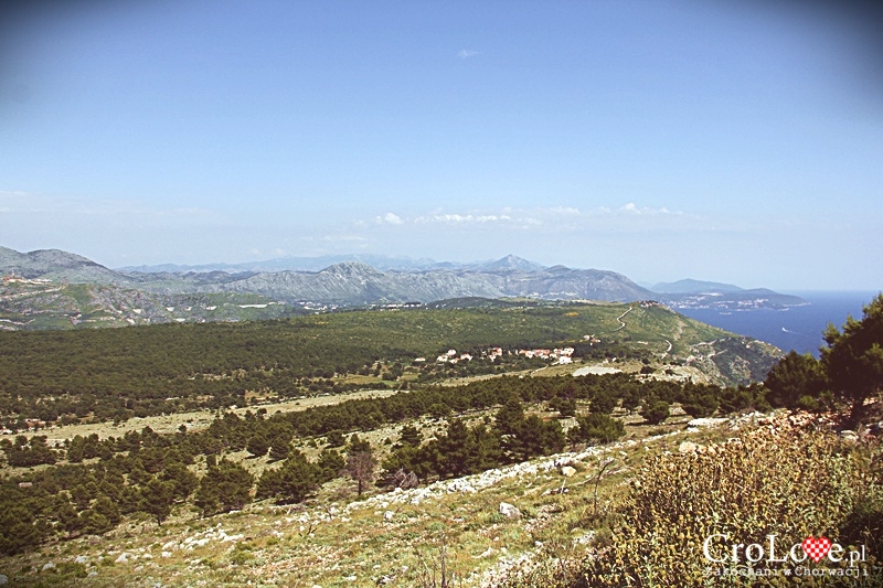 Widok na zachodnią Chorwację oraz Bośnię i Hercegowinę ze wzgórza Srđ w Dubrowniku