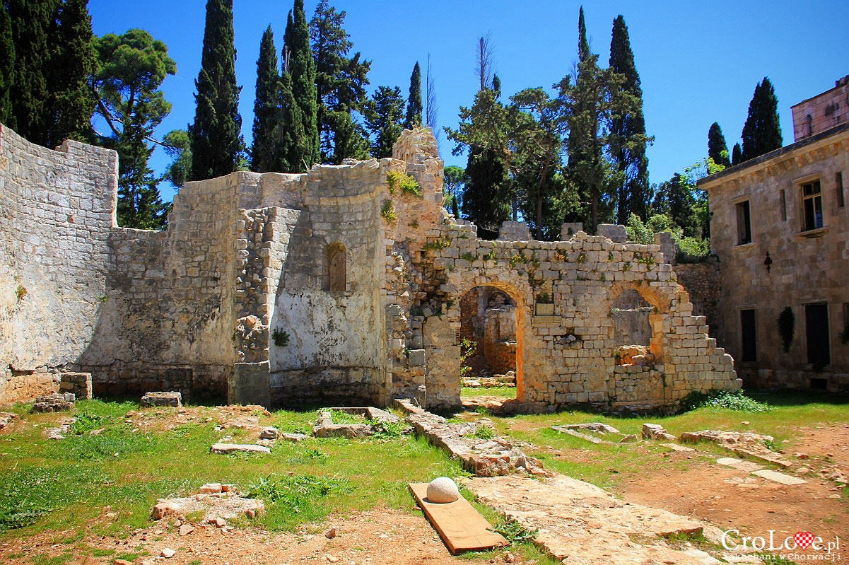 Ruiny klasztoru Benedyktynów na wyspie Lokrum