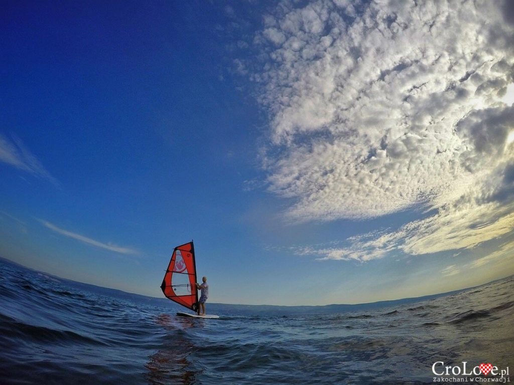 Szkoła windsurfingu Tramontana w Omišu