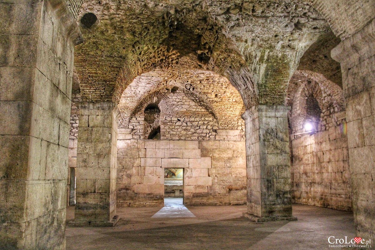 Podziemia pałacu Dioklecjana w Splicie