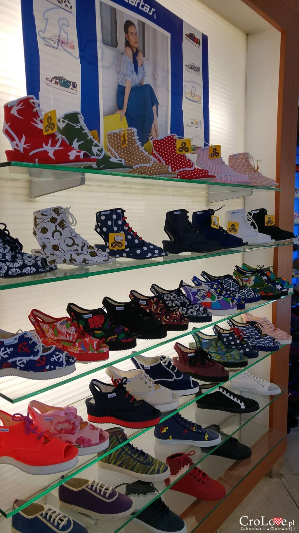 Buty Borosana z fabryki obuwia Borovo w Vukovarze