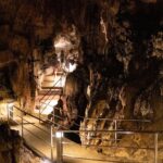 Jaskinia Biserujka na wyspie Krk